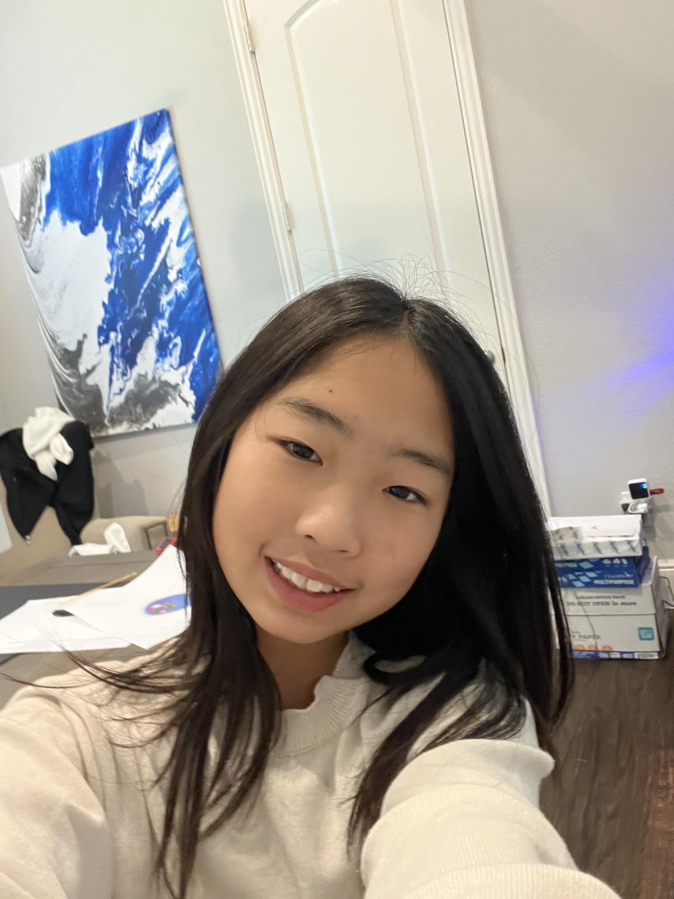 Isabelle, co-founder of Everything Creative